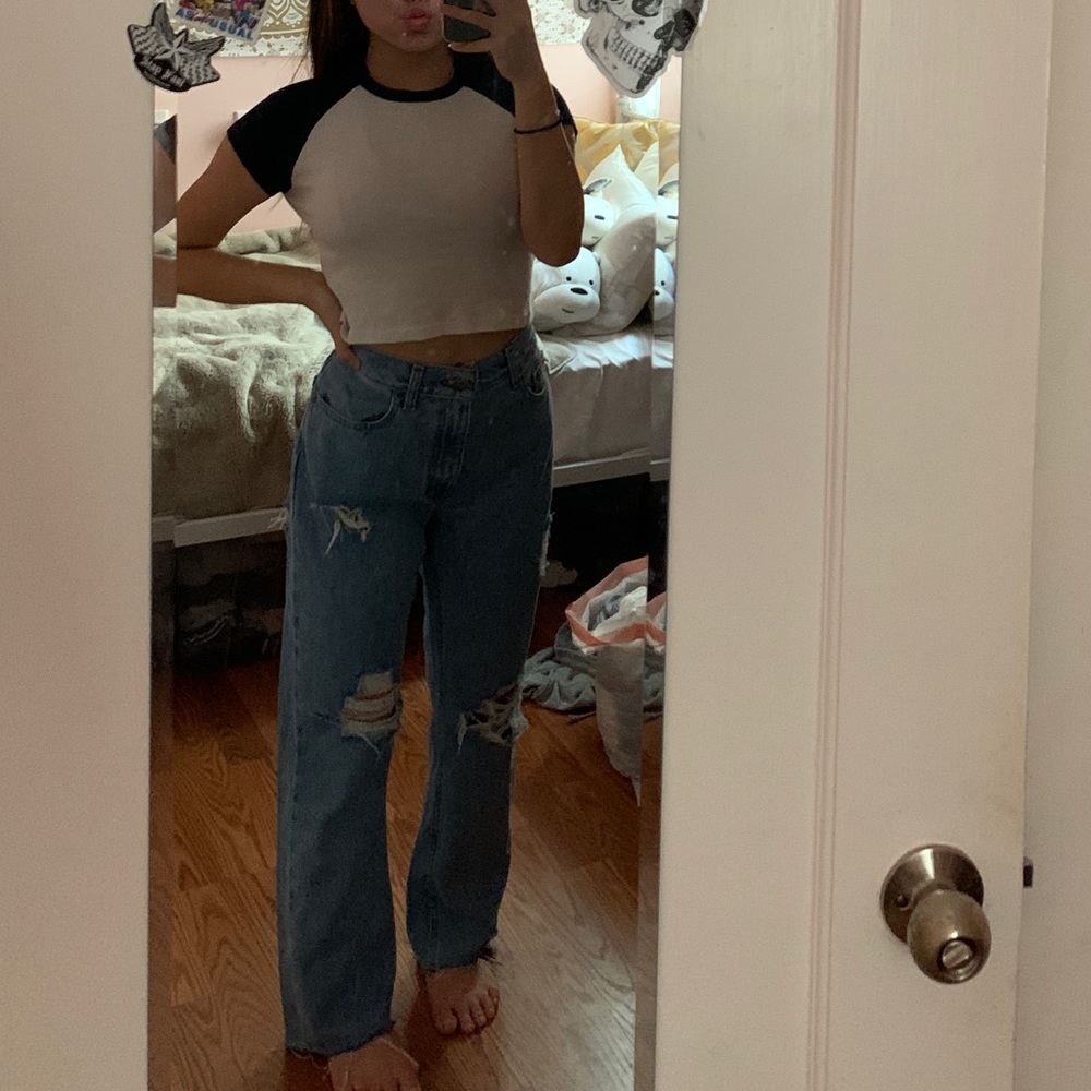 brandy melville black and white bella top